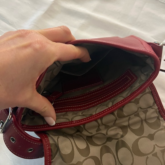Coach red satchel style purse - Picture 7 of 13